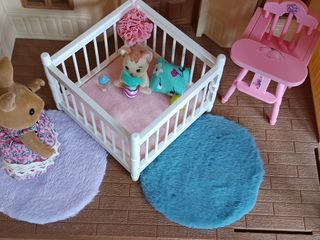 Parque y complementos para bebé Sylvanian Families