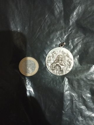 Medalla religiosa Virgen María
