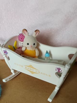 Cuna y Complementos para Bebé Sylvanian Famili