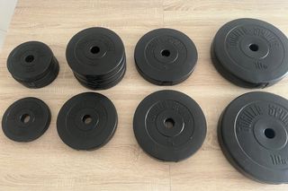 Set de Barra Larga y Discos de Pesas de Plástico 
