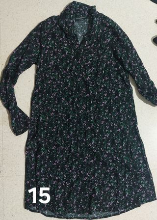 Abiti, camicie, pantaloni in similpelle, grembiule jeans per bambini