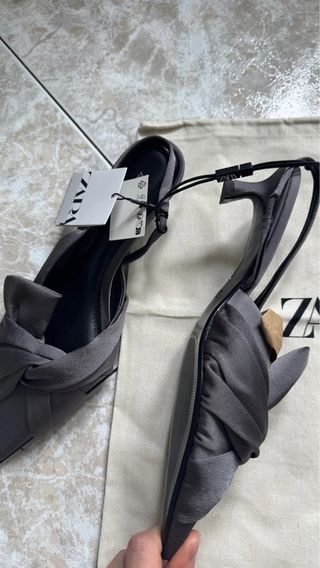 Zapato Tacón Kitten Gris Talla 37 Zara