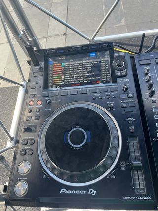 2 CDJ-3000 + DJM A9+ 2 technics sl1210 mk7 + cases
