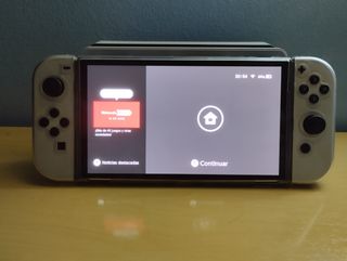 Nintendo Switch OLED Blanca + 4 Joy-cons