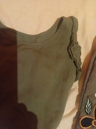 Lote Ropa m-Mujer: Top y Falda y regalo bolso.