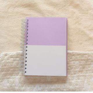 Agenda 2025 com Flores e Borboleta