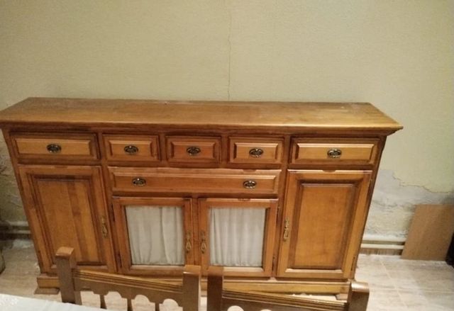 Aparador rústico de madera