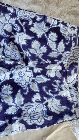 Pantalón Zara Estampado Azul y Blanco Talla M