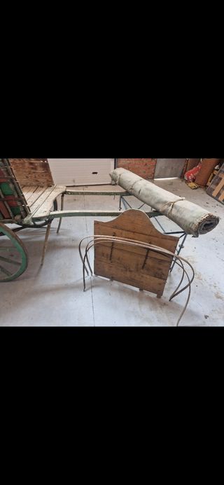 Carro antiguo de mulas o burro Muy bien conservado