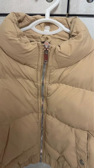 Cazadora Plumas Nude Missguided Talla L