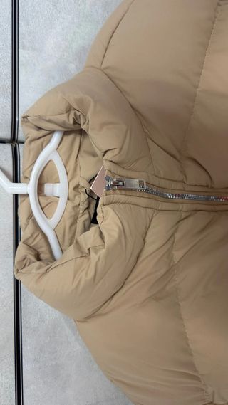 Cazadora Plumas Nude Missguided Talla L