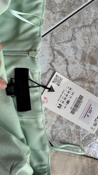 Vestido Zara M verde menta con strass