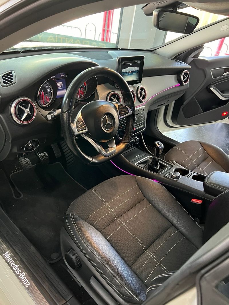 Mercedes-Benz Clase CLA 2016 - foto 1