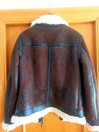 Cazadora Marrón con Forro de Borrego
