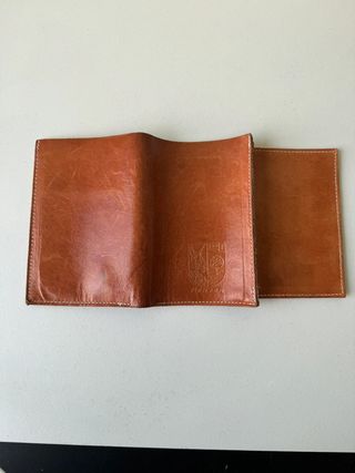 Cartera de piel para hombre