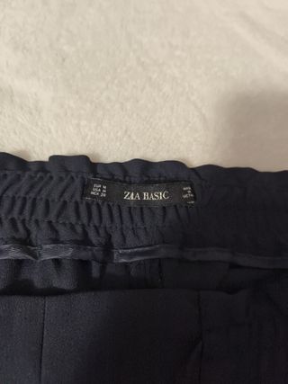 Pantalón jogger mujer tobillero, azul marino. Zara