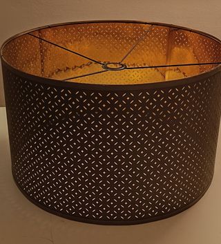 Pantalla Ikea NYMÖ 44cm negro/bronce.
