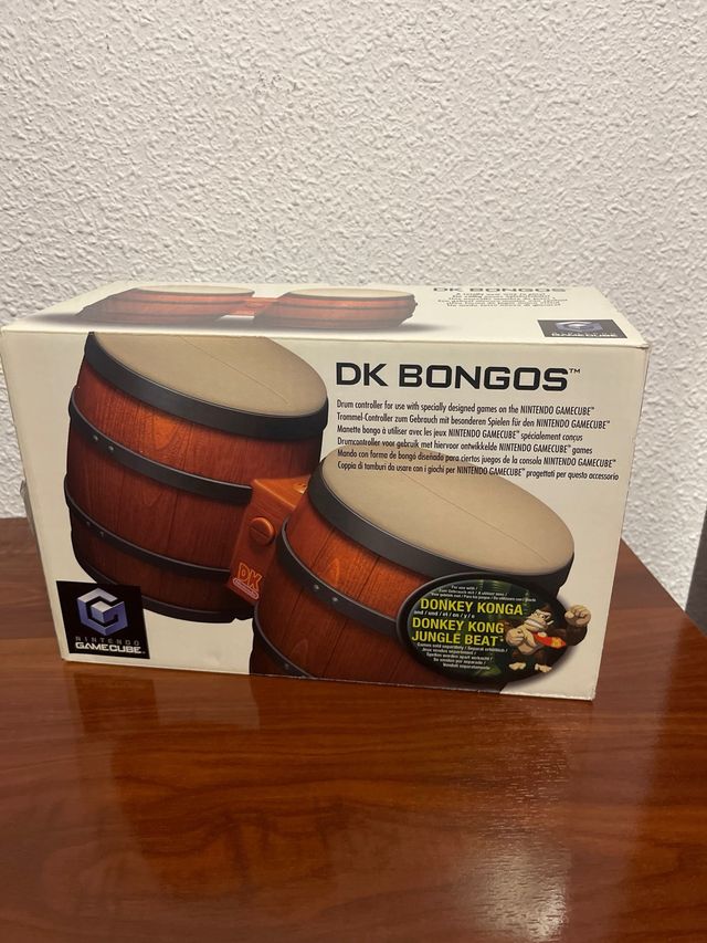 Pacchetto Donkey Kong Jungle Beat per Nintendo GameCube