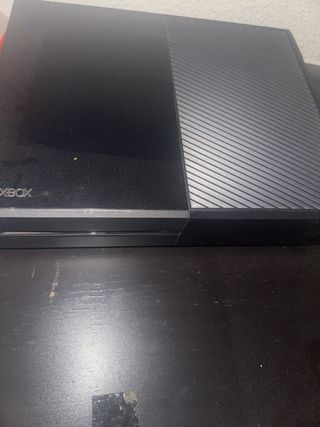 Xbox One Negra sin mando