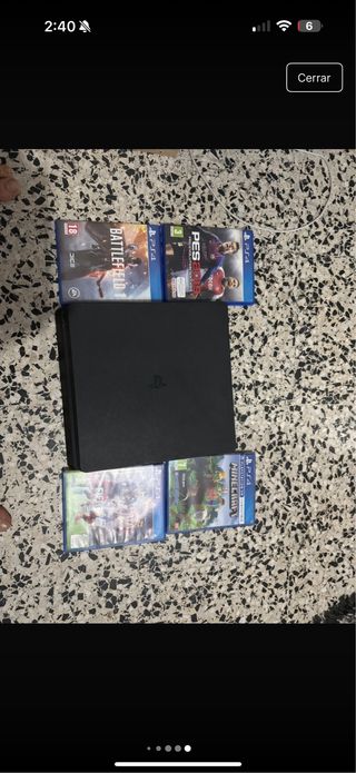 PS4 (PlayStation 4) Negra + 4 Juegos