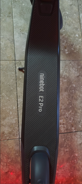 Patinete Eléctrico + Accesorios: Ninebot E2 Pro