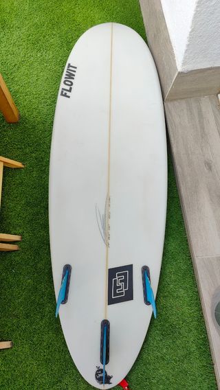 Tabla de surf Flowit The Wale blanca