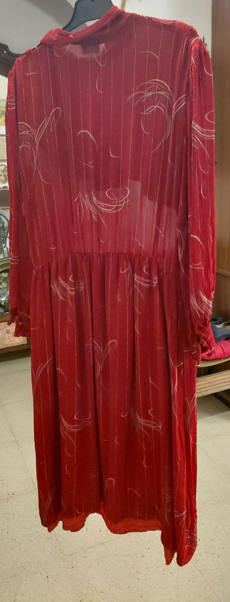 Vestido fiesta rojo con estampado