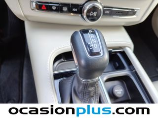 Volvo V90 D4 Business Plus Auto 140 kW (190 CV)