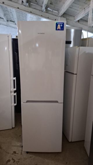 Nevera Daewoo Blanca