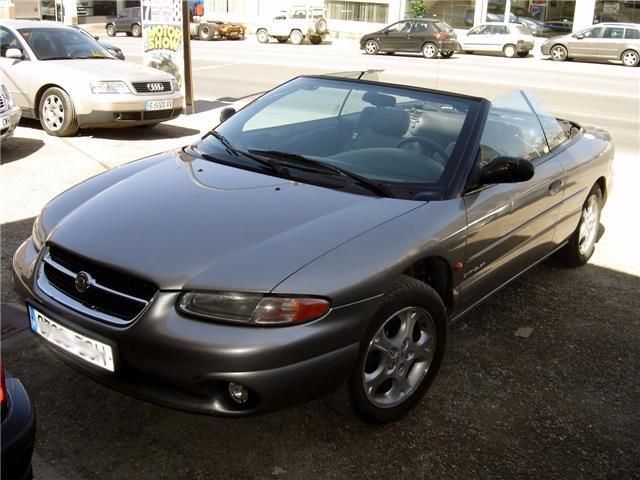 CHRYSLER Stratus - foto 1