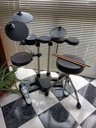 Batería Electrónica Millenium HD50 + Asiento