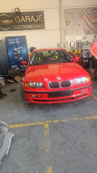 BMW E46 328i drift