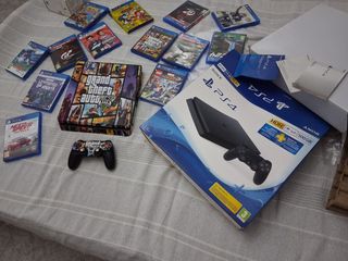 PS4 Slim + 7 Juegos