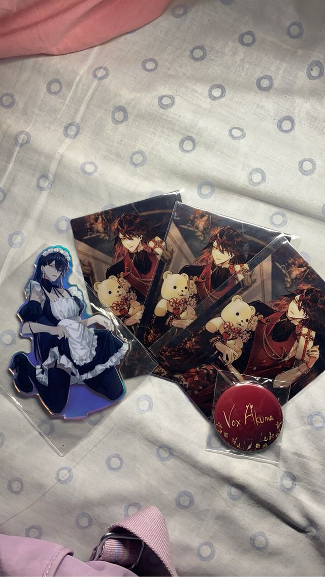 Vox Akuma AnyaColor Oficial Cumpleaños