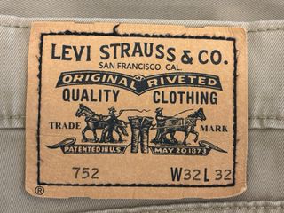 Levi's 752 W32L32 Pantalones color avena