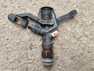 Aspersor de latón 30-C