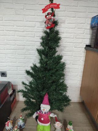 Árbol de Navidad y Adornos