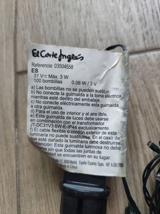 Árbol de Navidad y Adornos