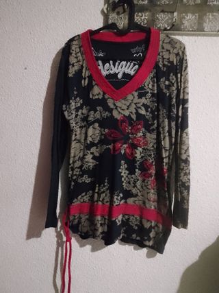 Dos jerséis Desigual
