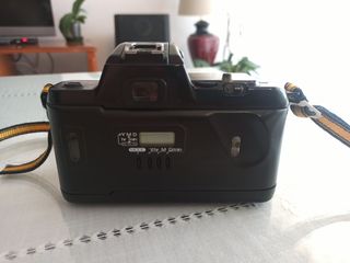 Cámara Analógica Nikon F401 Quartz Date