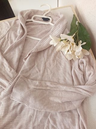 Cardigan H&M Beige Talla M/mujer