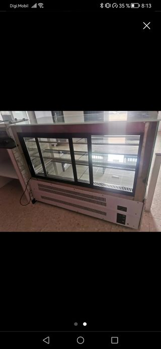 Vitrina expositora refrigerada
