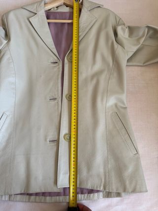 Chaqueta americana de piel beige