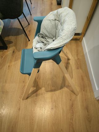 Trona Stokke Clikk con cojín 