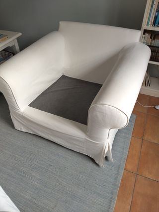 Sofá de tela algodón 100% blanco desenfundable.