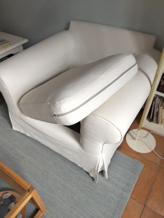 Sofá de tela algodón 100% blanco desenfundable.