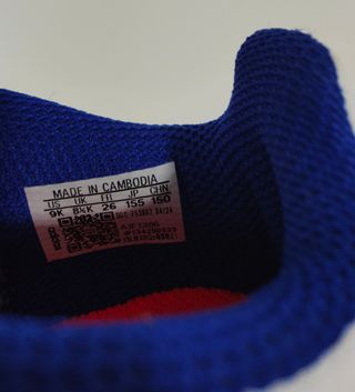 Botas de fútbol Adidas para niño.Talla 26


