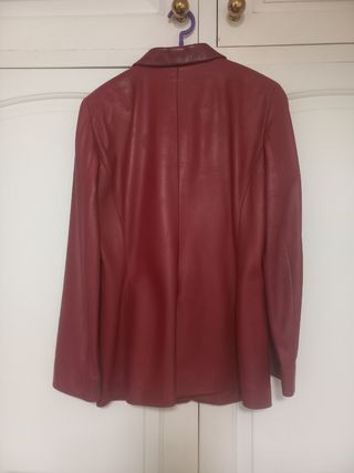 Americana Adolfo Dominguez Piel Roja Talla M