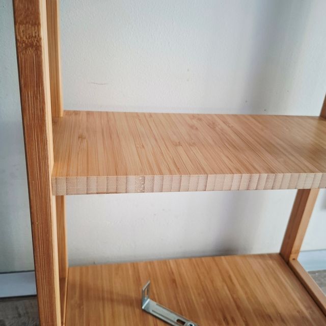 Estantería de bambú.