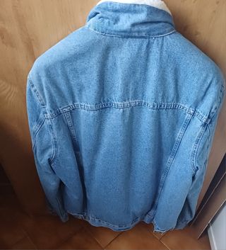 Cazadora vaquera Bershka borrego azul L
